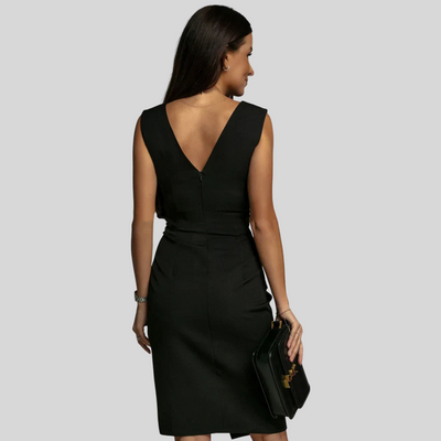 Inez|Fitted Dress with V-Neckline and Slit