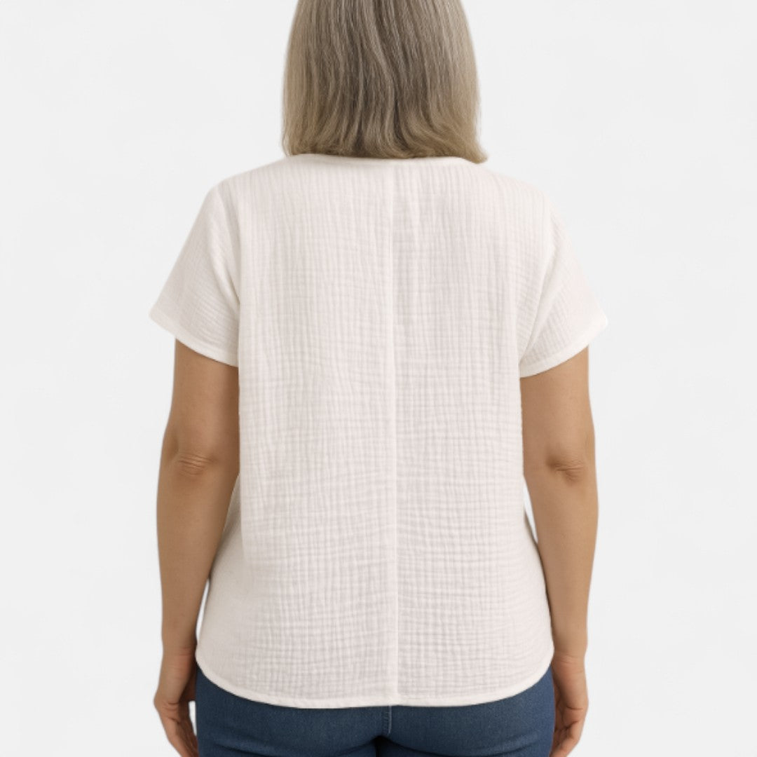Tess boutique| Stylish Buttoned Blouse