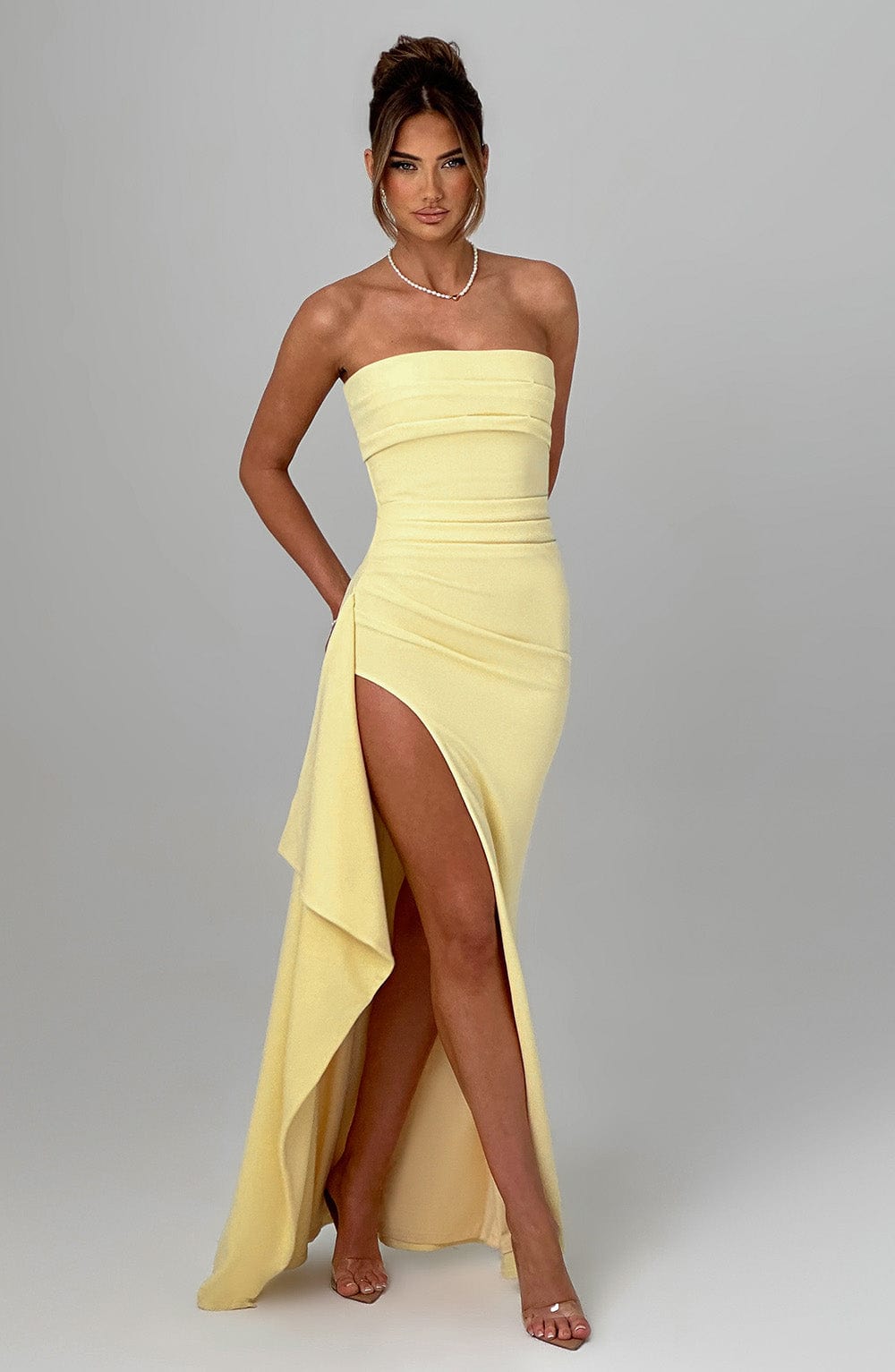 Maelis - Gorgeous Sleeveless Chest Wrap Dress
